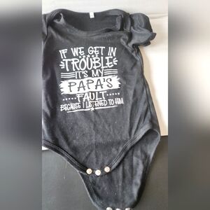 3-6 month Oneze black & white